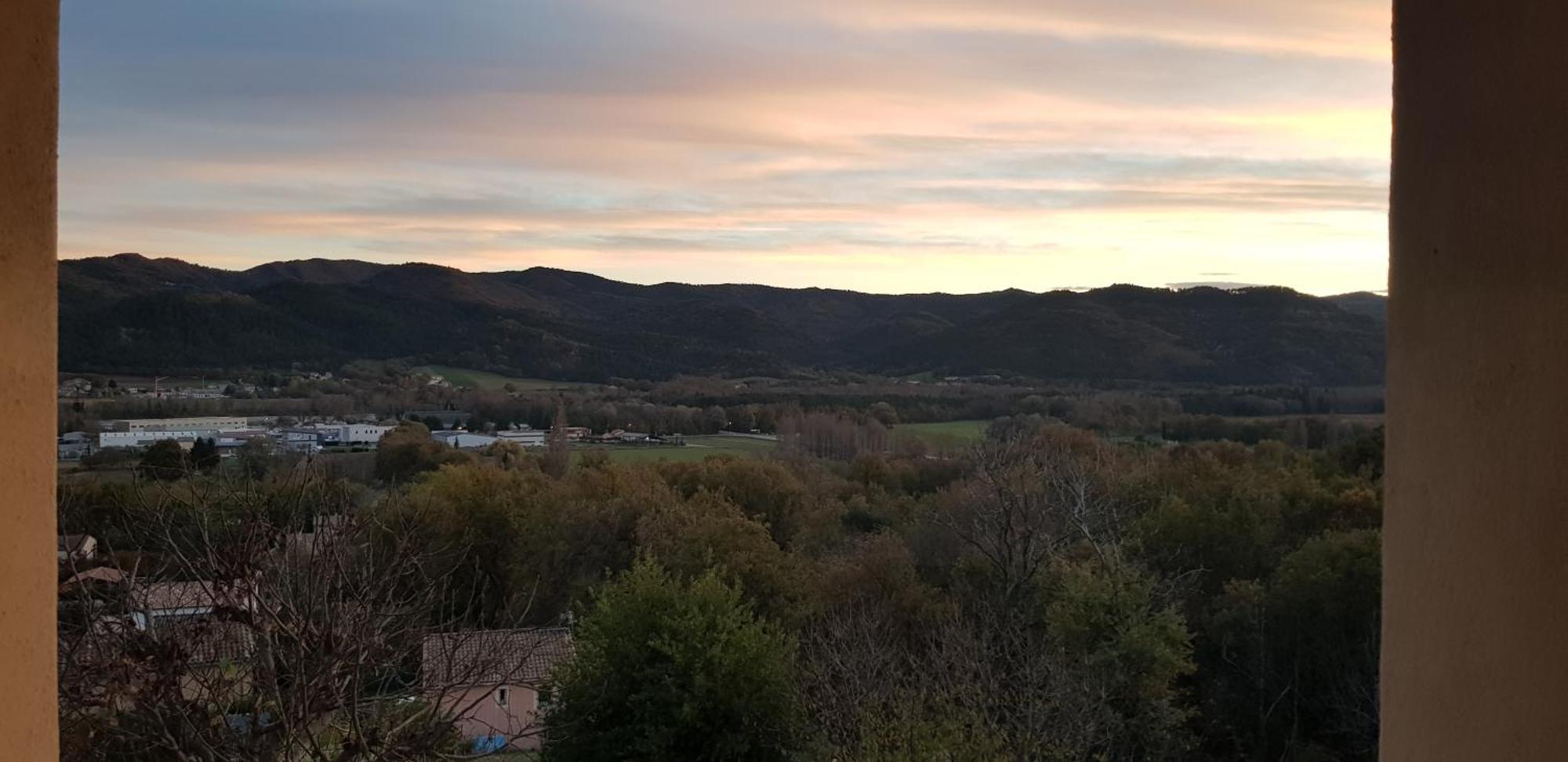 Le Pommier Appartement Aiglun  Buitenkant foto